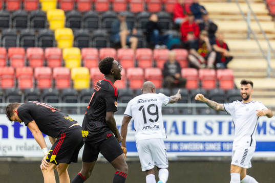 Östersunds Peter Amoran deppar