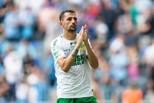Hammarbys Loret Sadiku tackar publiken