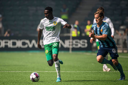 Hammarbys Bubacarr Trawally och Djurgårdens Hampus Finndell