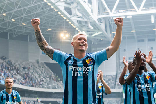 Djurgårdens Victor Edvardsen jublar