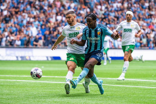 Hammarbys Edvin Kurtulus och Djurgårdens Joel Asoro