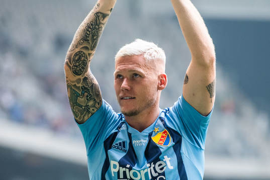 Djurgårdens Victor Edvardsen jublar