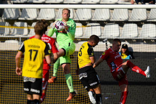 Häckens målvakt Peter Abrahamsson