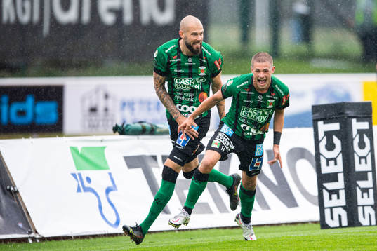 Varbergs Oliver Alfonsi jublar
