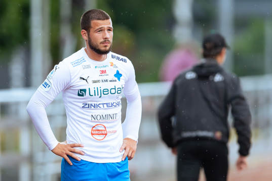 Värnamos Haris Avdiu deppar