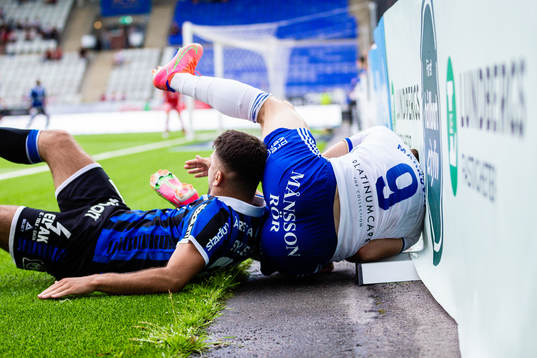 Sirius Edi Sylisufay och IFK Norrköpings Eman Markovic