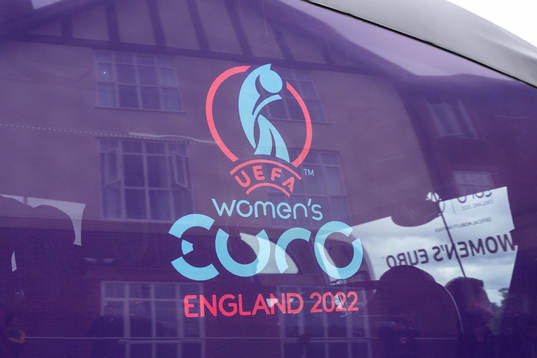 Logo of the UEFA Women's Euro 2022