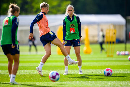 Lina Hurtig and Amanda Ilestedt