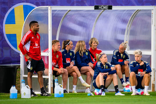 Players gather