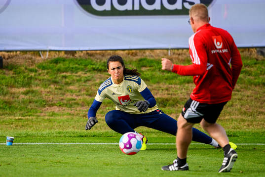 Goalkeeper Zecira Musovic