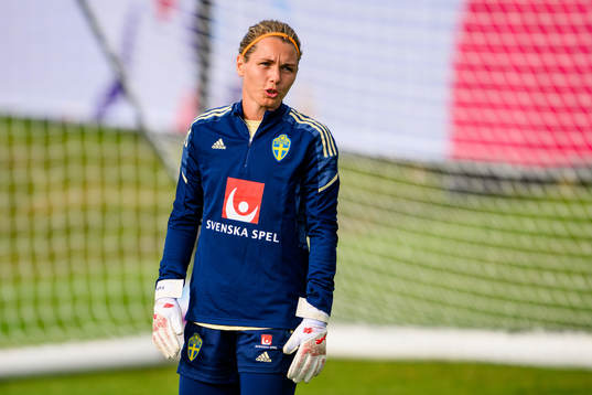 Goalkeeper Jennifer Falk