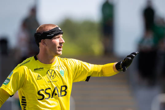 Brages målvakt Viktor Frodig