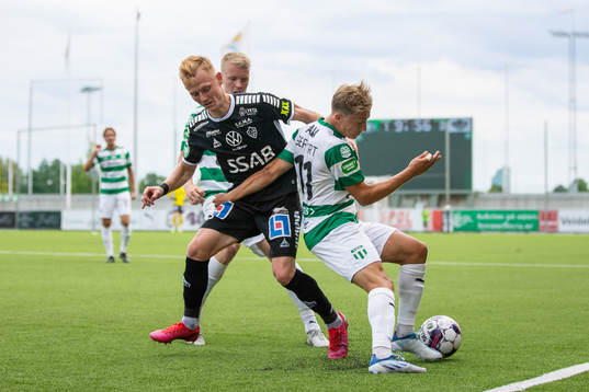 Brages Christopher Redenstrand och Västerås SKs Simon