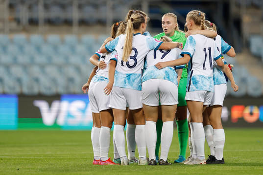 Selma Pettersen, Synne Brønstad, Selma Panengstuen, Thea