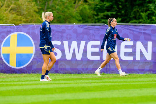Jonna Andersson and Kosovare Asllani