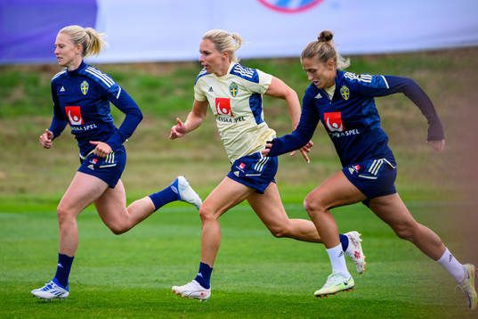 Rebecka Blomqvist, Jonna Andersson and Filippa Angeldahl