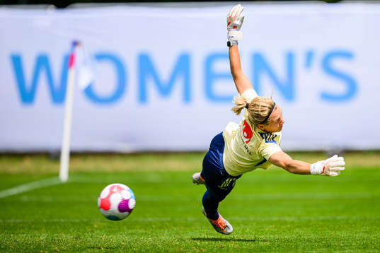 Goalkeeper Jennifer Falk