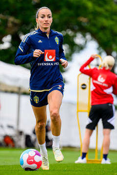 Kosovare Asllani