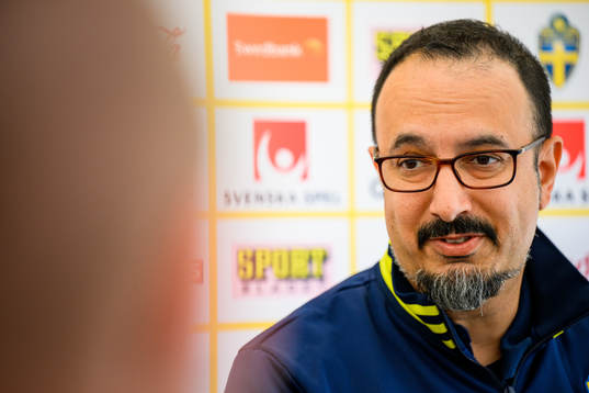 Houman Ebrahimi, doctor is interviewed by the media