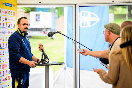 Houman Ebrahimi, doctor is interviewed by the media