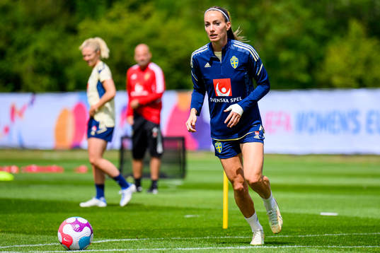 Kosovare Asllani
