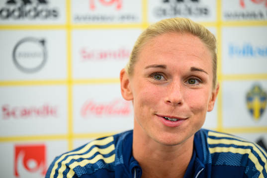Jonna Andersson is interviewed by the media