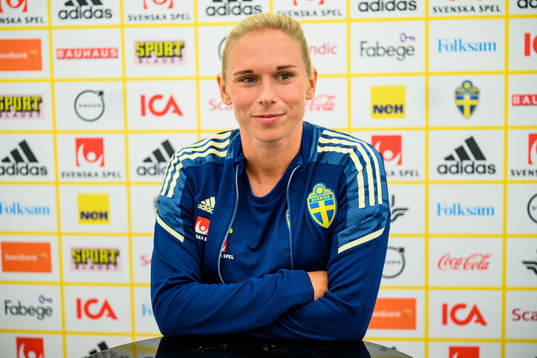 Jonna Andersson is interviewed by the media