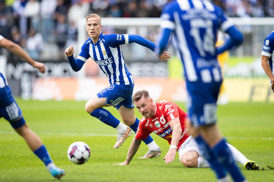 IFK Göteborgs Oscar Wendt och Degerfors Rasmus Örqvist
