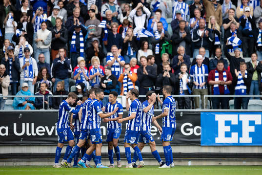 IFK Göteborgs Marcus Berg jublar med lagkamrater