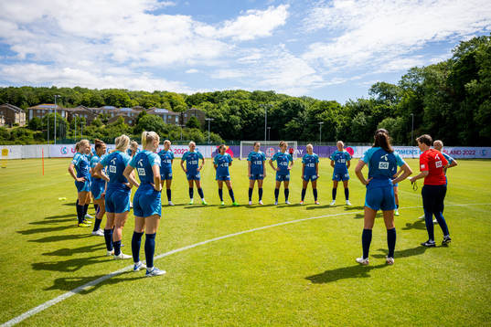 Players of the Norwegian national football team gather in a