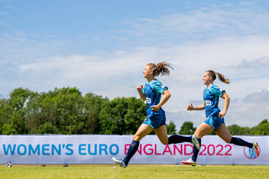 Synne Skinnes Hansen and Elisabeth Terland of the Norwegian