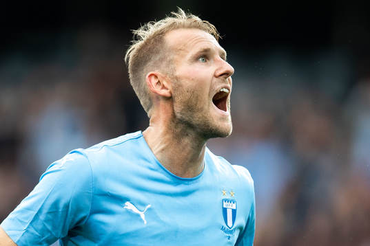 Ola Toivonen of Malmö FF celebrates