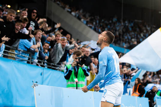 Veljko Birmancevic of Malmö FF celebrates