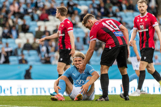 Sebastian Nanasi of Malmö FF in pain