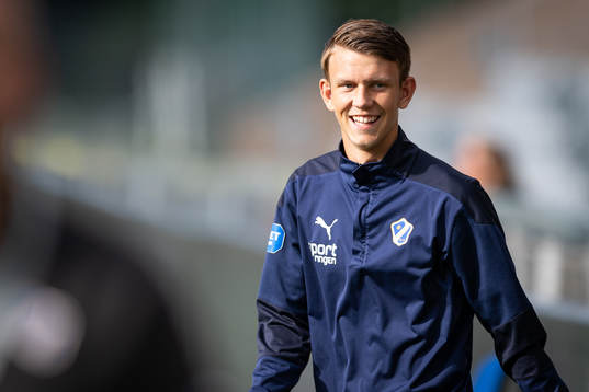 Halmstads Kazper Karlsson före fotbollsmatchen i