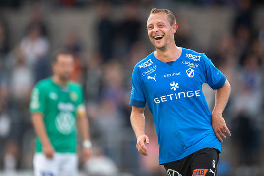 Halmstads Joel Allansson jublar