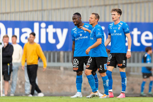 Halmstads Alexander Johansson (h) jublar