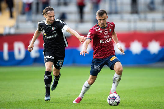 Örebros Kevin Walker och Örgrytes Ajdin Zeljkovic