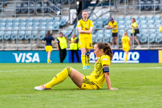 Athinna Persson Lundgren of Sweden looks dejected