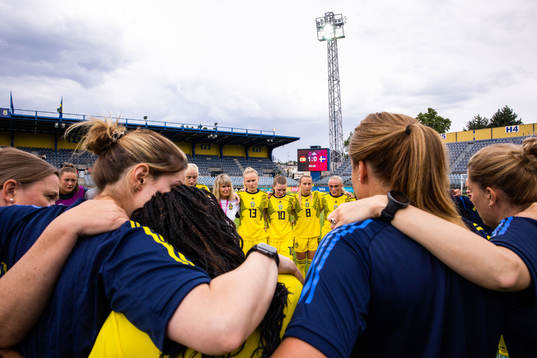 Matilda Vinberg, Bea Sprung and Sara Eriksson of Sweden