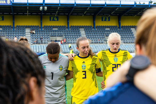 Goalkeeper Serina Iddrisu Backmark, Athinna Persson