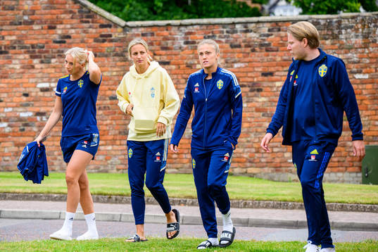 Stina Blackstenius, Nathalie Björn, Filippa Angeldahl and