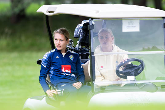 Goalkeeper Jennifer Falk and Amanda Nilden of Sweden