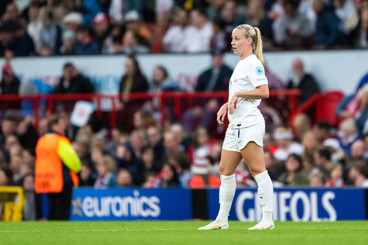 Beth Mead of England