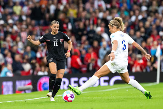 Laura Wienroither of Austria and Rachel Daly of England