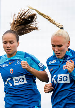 Guro Reiten and Maria Thorisdottir of the Norwegian