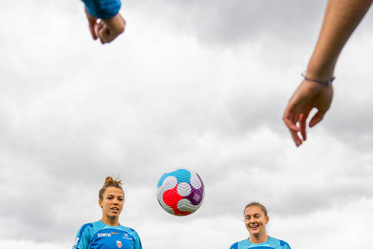 Celin Bizet Ildhusøy and Vilde Bøe Risa of the Norwegian