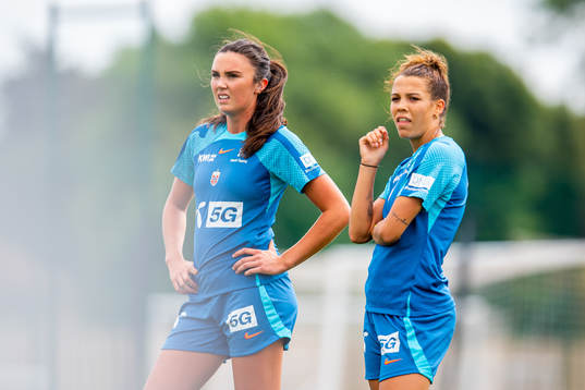 Ingrid Syrstad Engen and Celin Bizet Ildhusøy of the