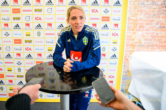 Elin Rubensson is interviewed by the media