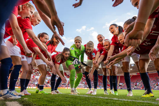 Sophie Román Haug, Karina Sævik, Elisabeth Terland, Maren